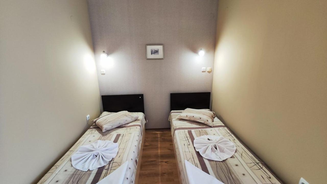 Europroperties Yalta Apartments Golden Sands Esterno foto