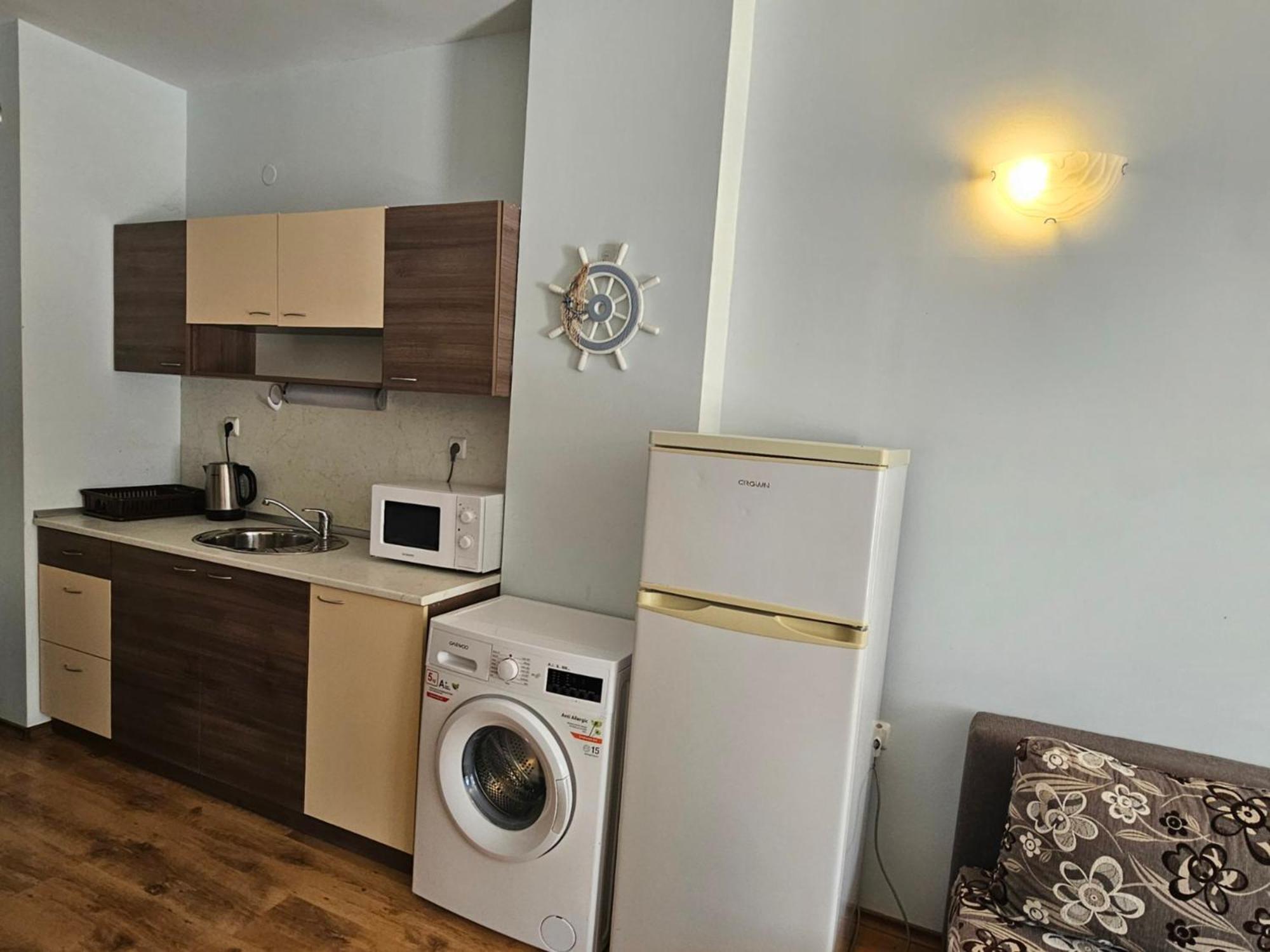 Europroperties Yalta Apartments Golden Sands Esterno foto