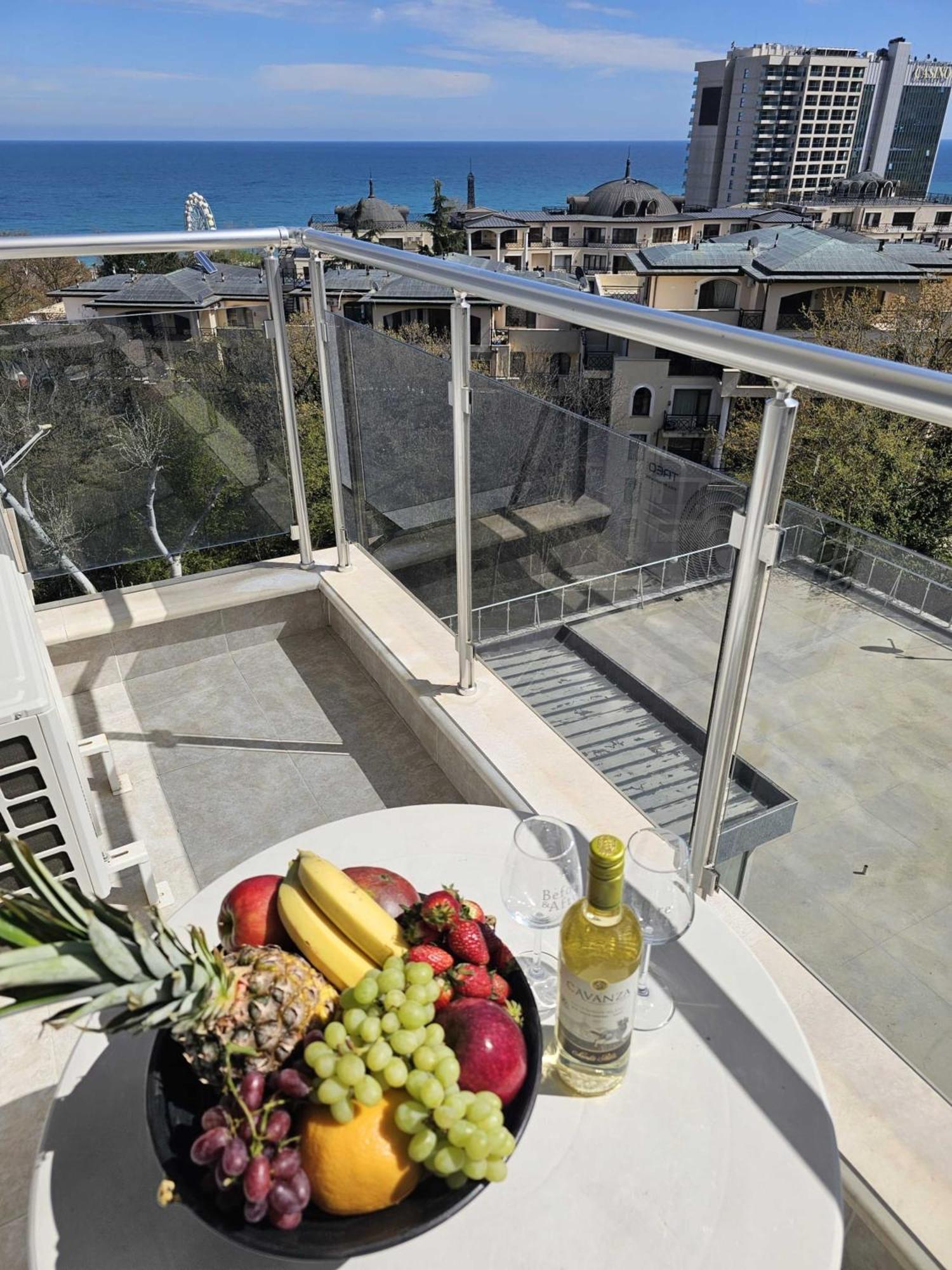 Europroperties Yalta Apartments Golden Sands Esterno foto